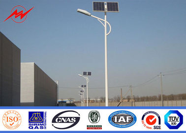 중국 가로등 폴란드/태양 전등 기둥이 까만 지상 색깔에 의하여 14m 직류 전기를 통했습니다 협력 업체
