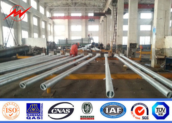 거리 조명을 위한 강철 극이 7m 두 배 팔 뜨거운 복각에 의하여 직류 전기를 통했습니다