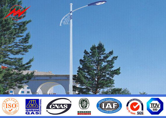2M 교차하는 팔을 가진 옥외 다 편들어진 태양 가로등 폴란드 가로등 폴란드
