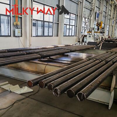 매립형 강철 기둥 은색 마감, 가로등, 유틸리티 기둥 및 야외 인프라 프로젝트에 이상적