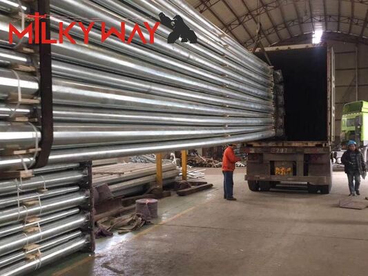 Customizable Street Light Poles with Lengths up to 14 Meters Without Slip Joint and Multiple Flange Mounted or Planted Type Options